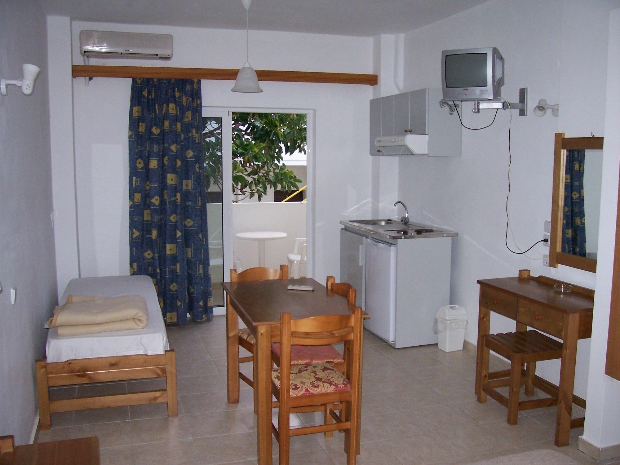 Karmi Apartments Kolimvári Kültér fotó