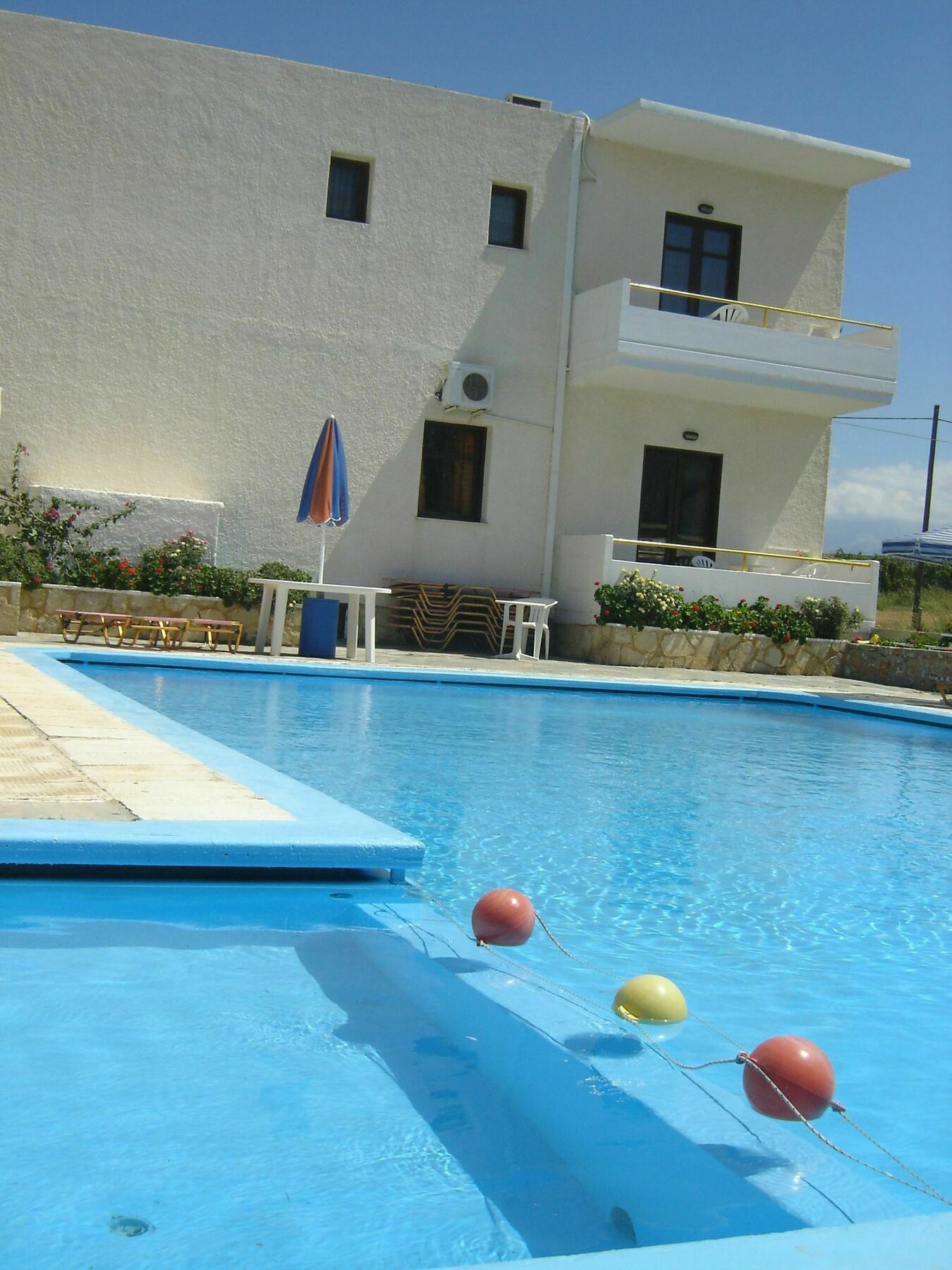 Karmi Apartments Kolimvári Kültér fotó