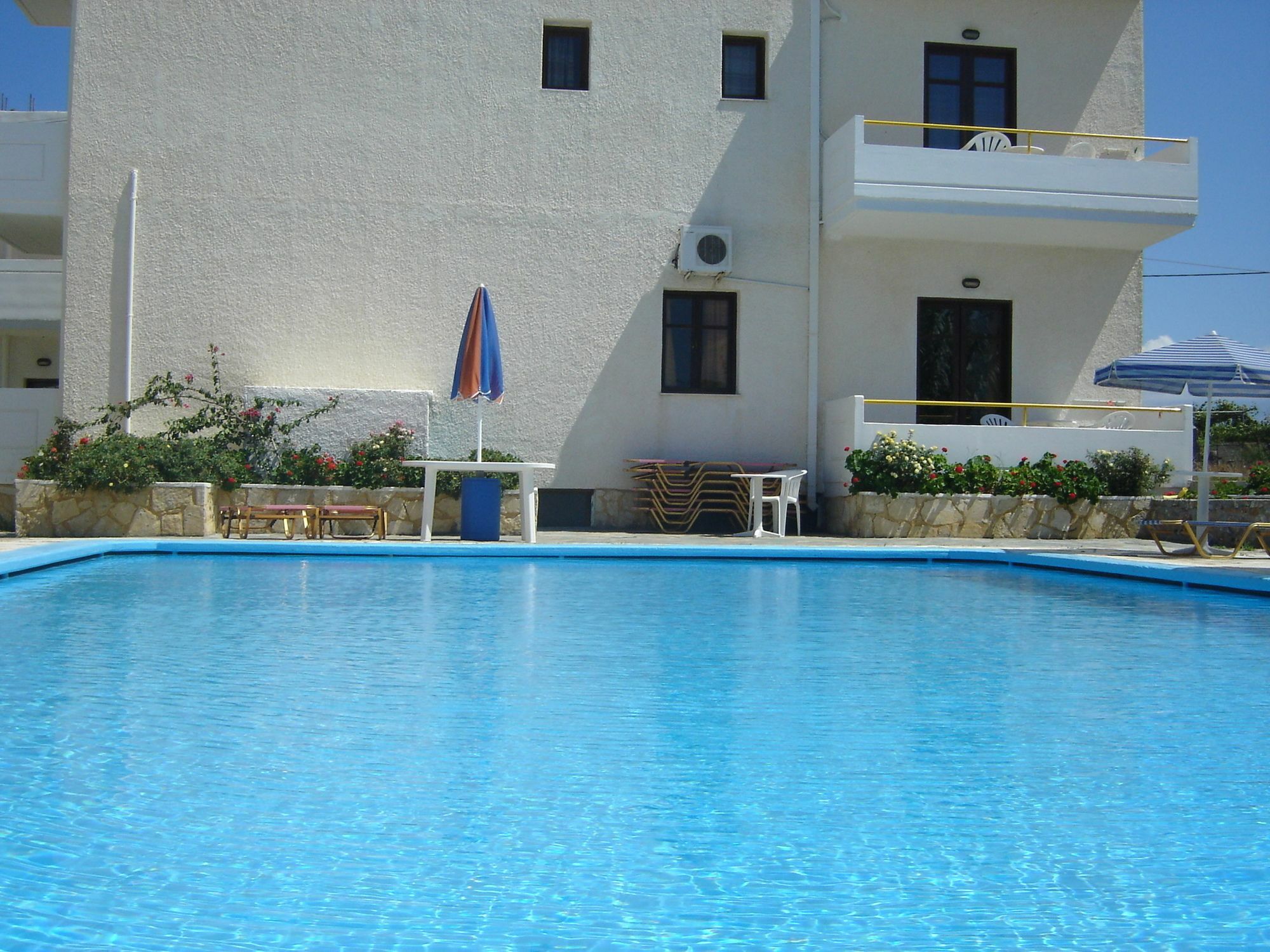 Karmi Apartments Kolimvári Kültér fotó